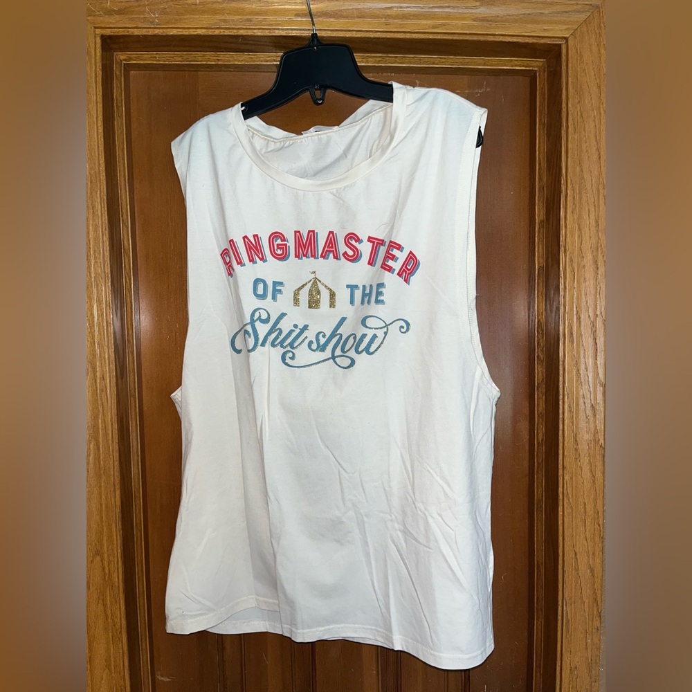 She Show Ringmaster of the Sh*t Show tank